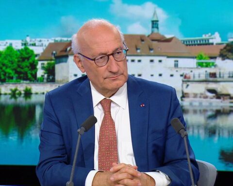 Philippe Étienne : "L'échec revient à l'Iran et aux États-Unis, et non aux Européens" - Analyse du conflit Israël-Iran.
