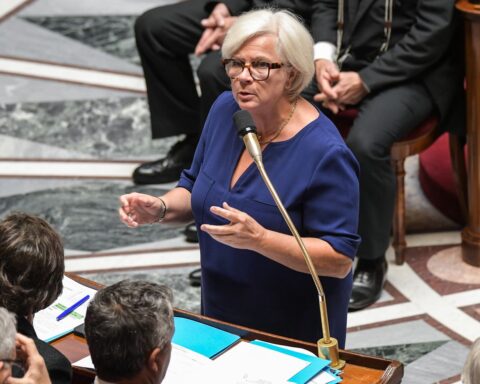Vautrin avertit que le report de l'âge de la retraite sera à nouveau discuté.