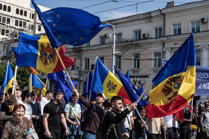 Bucarest interdit l'entrée à plusieurs figures politiques moldaves sur fond de tensions électorales et d’ingérences russes