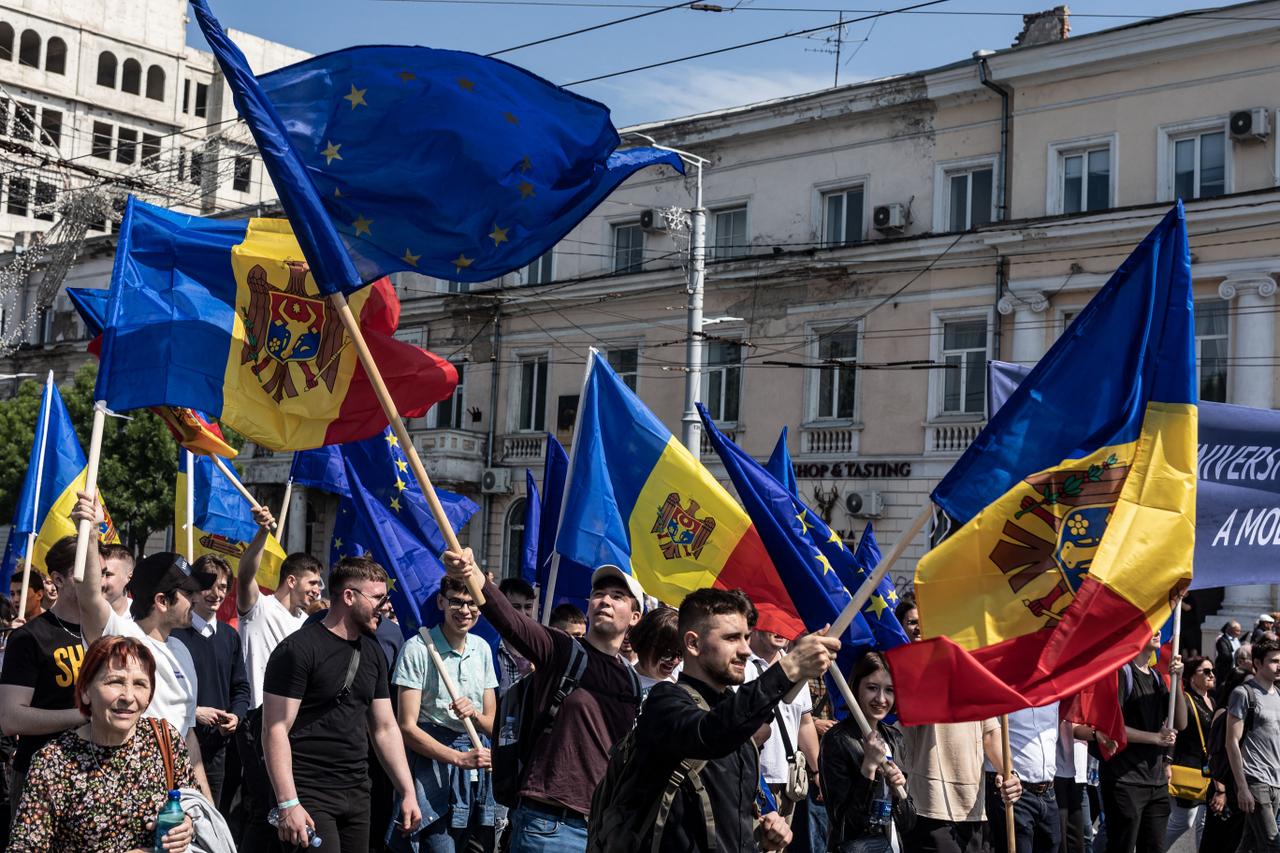 Bucarest interdit l'entrée à plusieurs figures politiques moldaves sur fond de tensions électorales et d’ingérences russes
