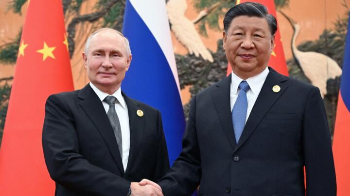 L’UE exhorte Pékin à ne pas soutenir l’industrie militaire russe