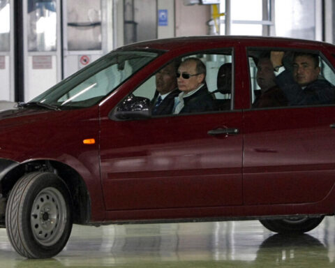 Le marché russe de l’automobile continue de s’effondrer en 2025