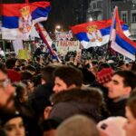 Les tensions montent en Serbie alors que l’UE appelle à éviter la violence contre les manifestants