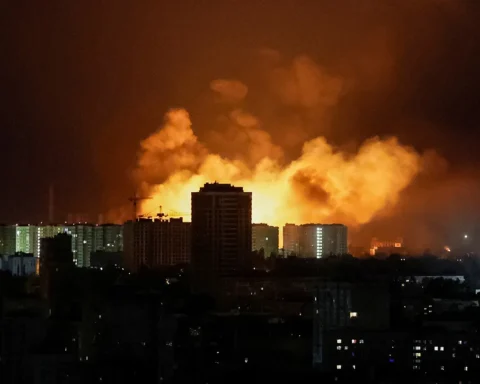 Moscou frappe massivement Kyiv après les signaux de détente venus des États-Unis