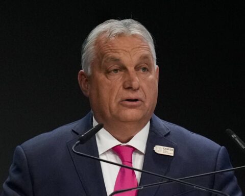Orban accusé de propager une provocation russe autour de l’incendie d’une église en Transcarpatie