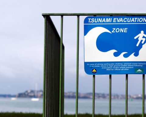 Alerte au tsunami dans le Pacifique Nord après un séisme de 8,7 en Russie