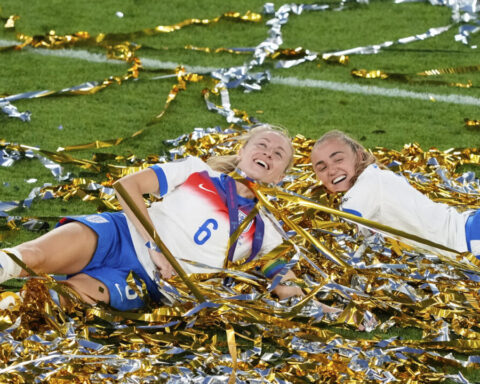 Bilan de l'Euro : sacre des Anglaises, affluence record et déception des Bleues, Pogacar remporte un 4e Tour.
