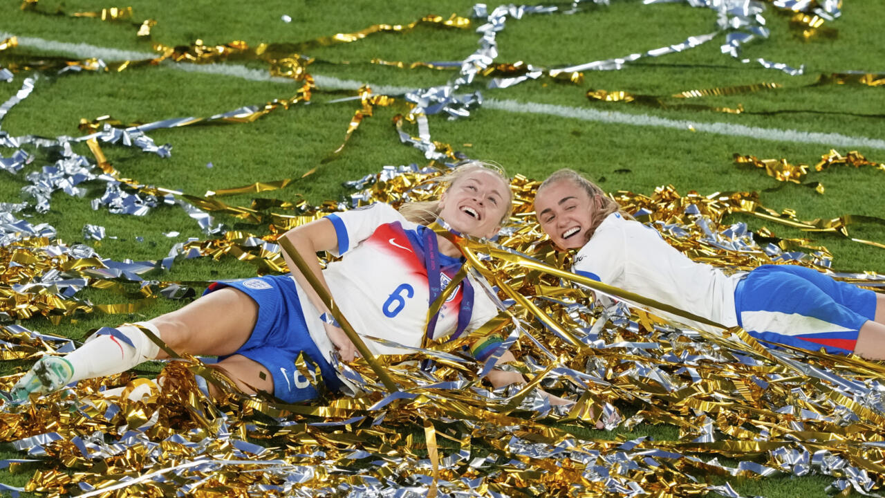 Bilan de l'Euro : sacre des Anglaises, affluence record et déception des Bleues, Pogacar remporte un 4e Tour.