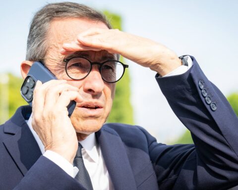 Bruno Retailleau critique ouvertement le macronisme : est-ce le point de non-retour ?