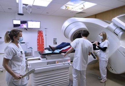 Cancer : le secteur de la radiothérapie génère-t-il réellement des bénéfices significatifs ?