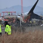 Crash d'un avion en Corée du Sud : un rapport souligne la responsabilité des pilotes pour avoir omis de couper le moteur approprié.