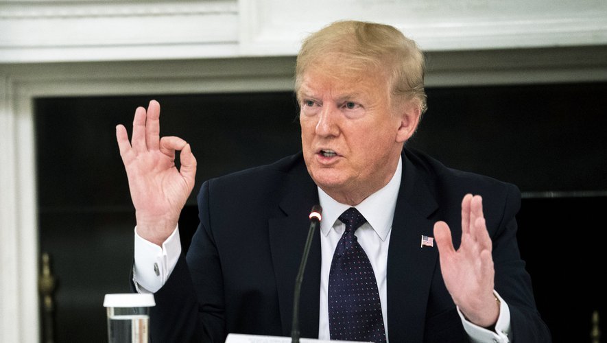 Donald Trump accuse Barack Obama de trahison en lien avec l'affaire Epstein.
