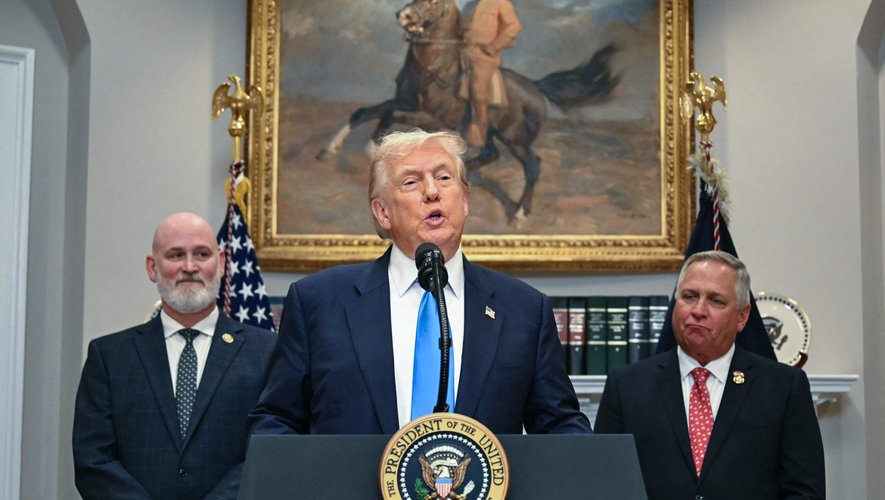 Droits de douane instaurés par Trump : 80 pays s'adaptent à partir du 1er août, le président américain se réjouit de la prospérité des États-Unis.