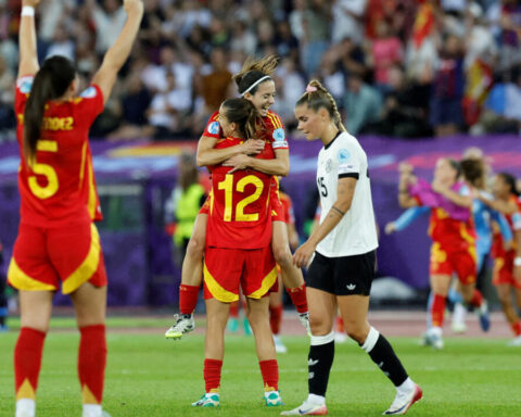 Euro 2025 : l'Espagne élimine l'Allemagne et atteint la finale, l'Angleterre, surprise de la compétition, triomphe face à l'Italie.
