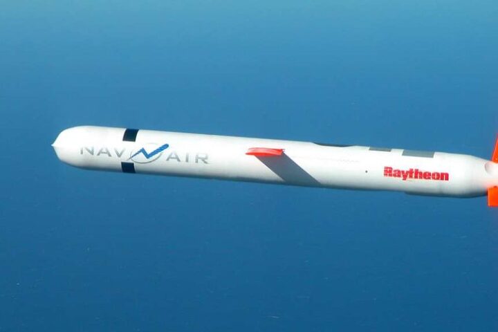 Guerre en Ukraine : le missile américain Tomahawk, arme de précision à longue portée, pourrait aider les Ukrainiens à neutraliser des cibles stratégiques.