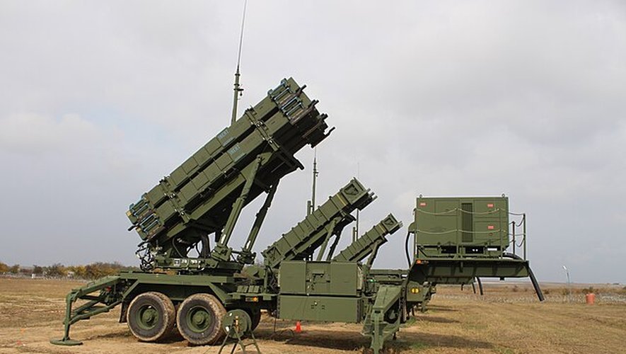 Guerre en Ukraine : le premier missile Patriot financé par l'Allemagne ne sera opérationnel qu'à partir de...