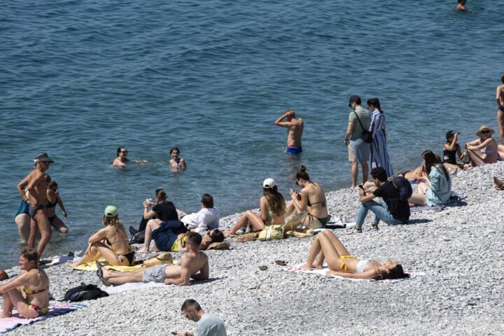 La baignade en Méditerranée menacée par les rejets humains et le changement climatique