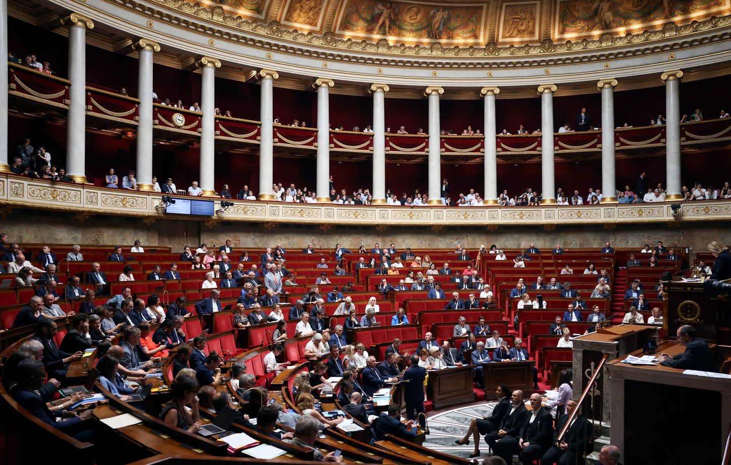 La classe politique se divise suite à l'annonce de Macron concernant la Palestine.
