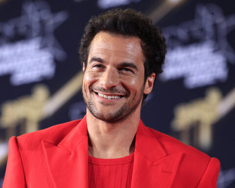 La présence du chanteur franco-israélien Amir aux Francofolies de Spa suscite la polémique