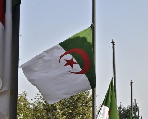 L'Algérie prohibe la possession de cryptomonnaies et s'aligne sur les nations interdisant le bitcoin.