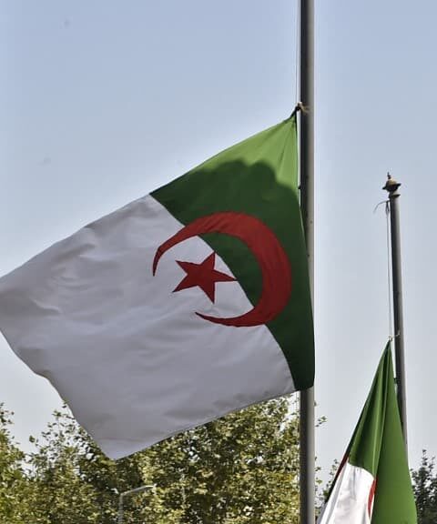 L'Algérie prohibe la possession de cryptomonnaies et s'aligne sur les nations interdisant le bitcoin.