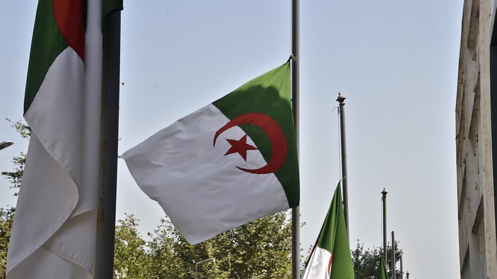 L'Algérie prohibe la possession de cryptomonnaies et s'aligne sur les nations interdisant le bitcoin.