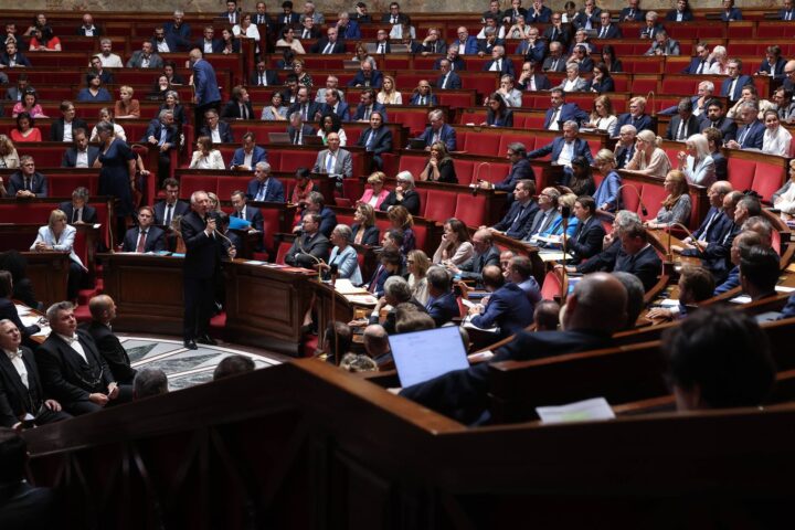L'Assemblée nationale adopte une augmentation progressive des indemnités des maires.