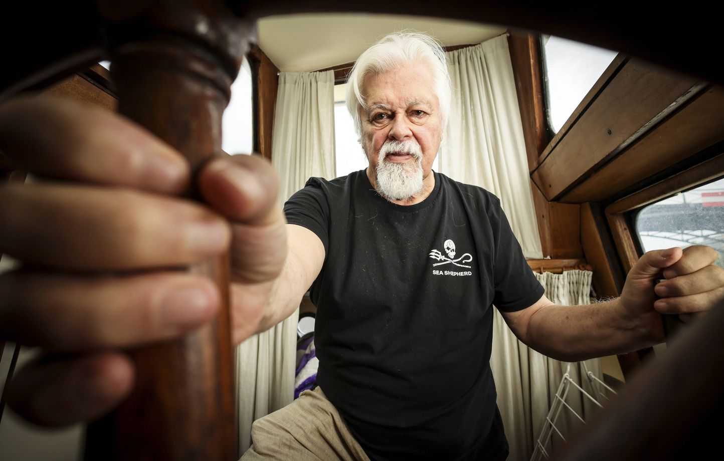 Le Japon continue ses poursuites contre Paul Watson