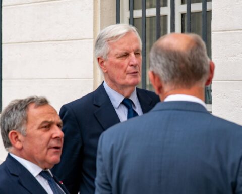 Le parti Les Républicains a désigné Michel Barnier comme son candidat.