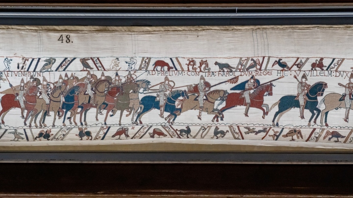 Les nazis volent un fragment de la tapisserie de Bayeux