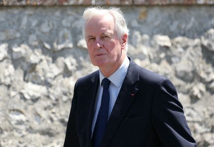 "Michel Barnier annonce sa candidature à l'élection législative partielle auprès des membres de LR dans une démarche de rassemblement."
