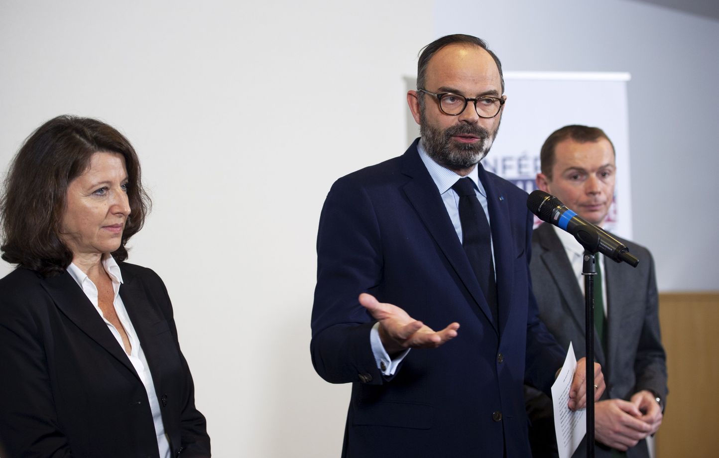 Ministres sous enquête par la Cour de justice de la République
