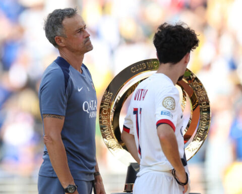 Mondial des clubs : le PSG rentre avec des regrets tout en réalisant près de 100 millions d'euros de gains. Euro 2025 : les Bleues réalisent une remontée spectaculaire.