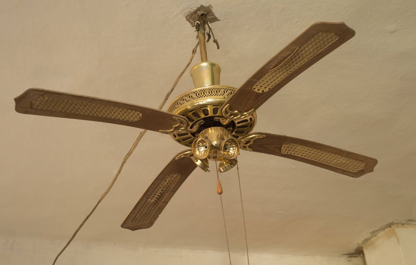 Où se trouvent les ventilateurs de plafond pendant cette vague de chaleur ?