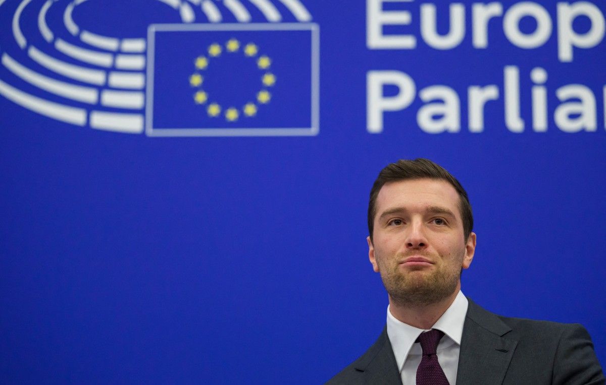 Perquisitions et enquête européenne : Les raisons de la tourmente persistante du RN