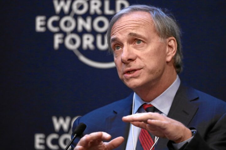 Ray Dalio, le milliardaire américain influent, recommande aujourd'hui d'allouer 15% de son portefeuille alors qu'il n'en voulait pas plus de 2% il y a trois ans.
