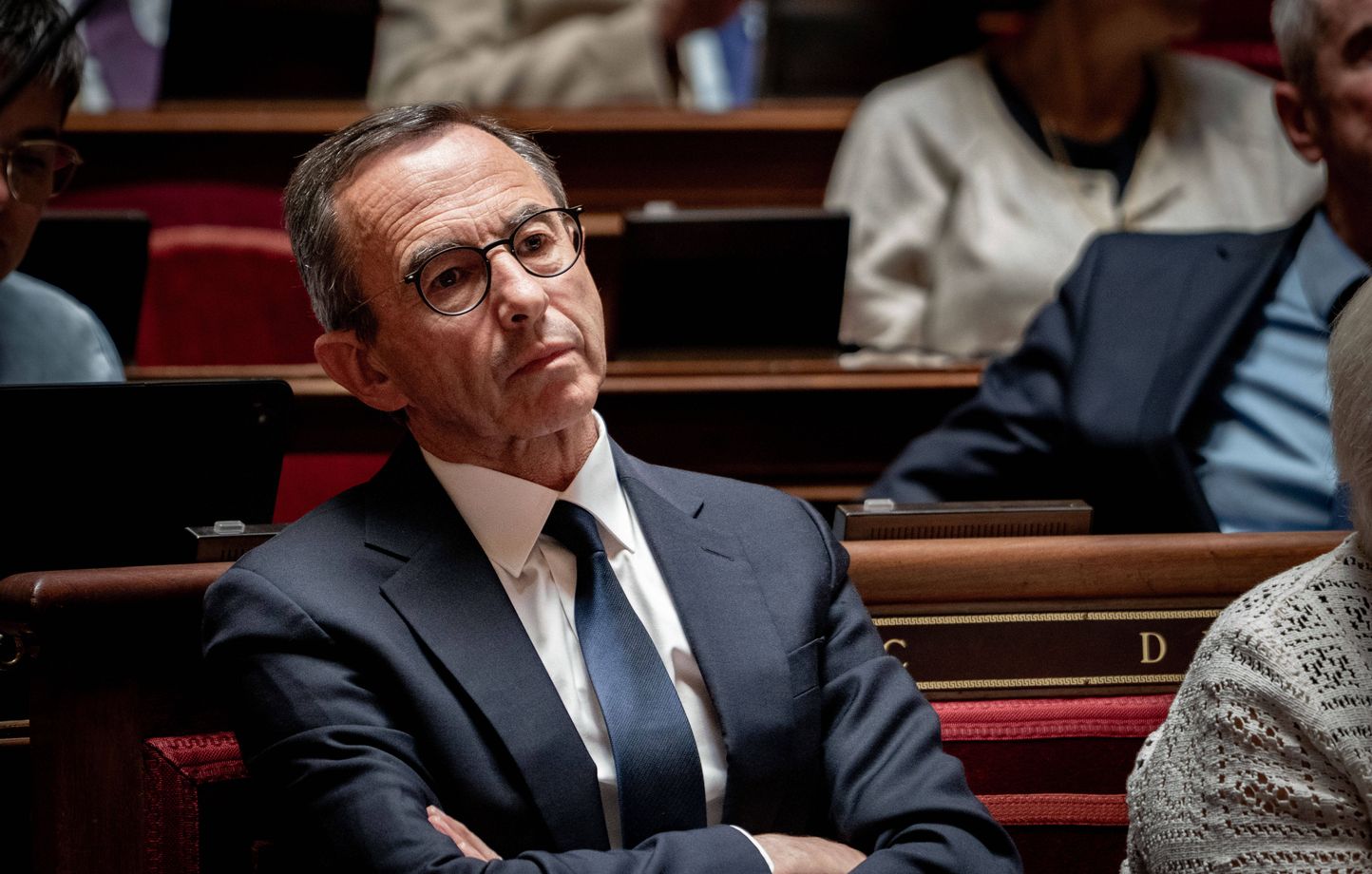 Retailleau assombrit l'atmosphère au sein du gouvernement en déclarant la fin du macronisme.