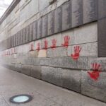 Tags de mains rouges au Mémorial de la Shoah : quatre citoyens bulgares seront jugés à la fin de l'année.