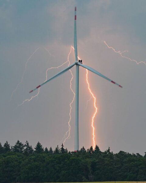 Voici les départements français susceptibles de subir des orages violents prochainement.