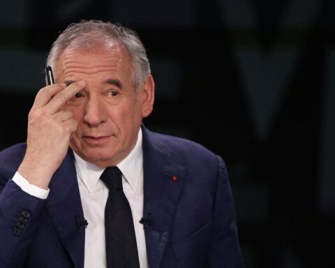 73 % des Français ne feraient pas confiance à François Bayrou avant le vote du 8 septembre
