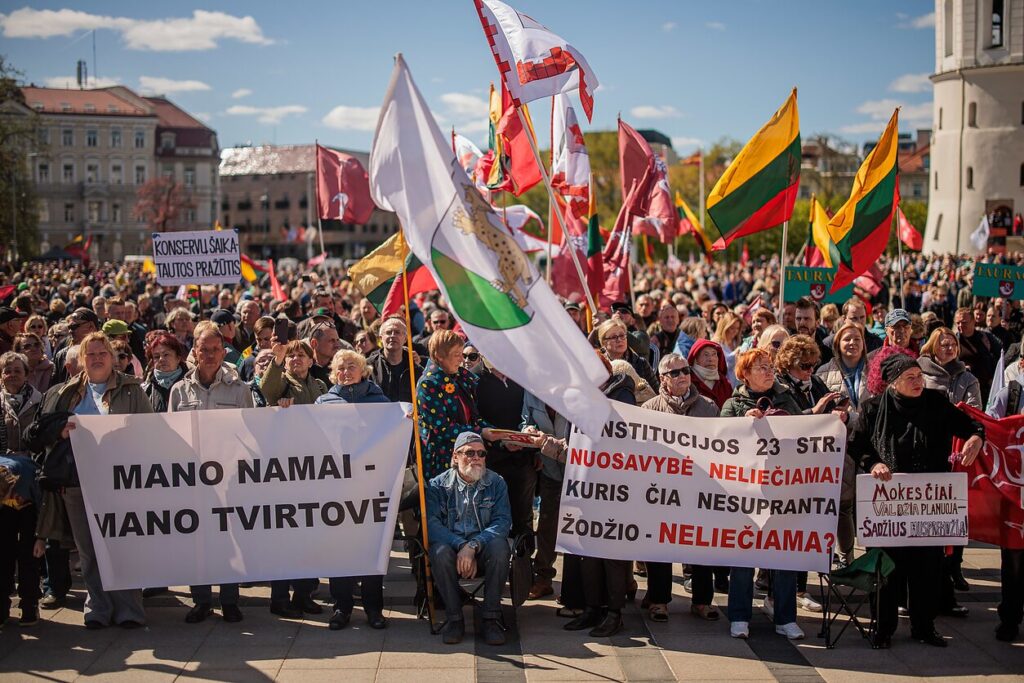 Des milliers de Lituaniens attendus à Vilnius pour protester contre la nouvelle coalition