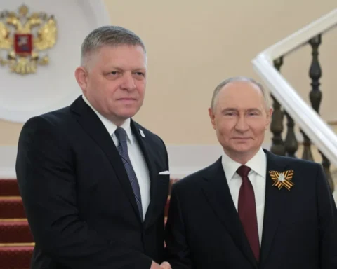 Fico critique la rencontre Trump-Poutine en reprenant la rhétorique du Kremlin