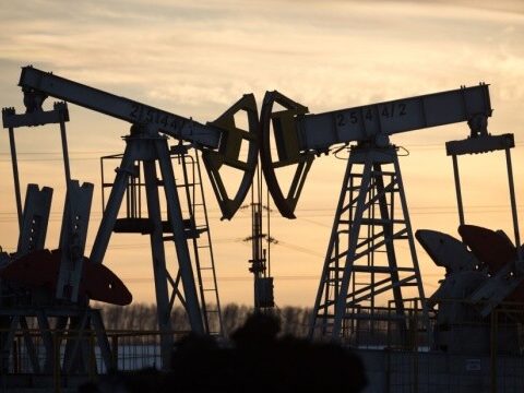 La Roumanie enquête sur un possible sabotage pétrolier imputé à la Russie