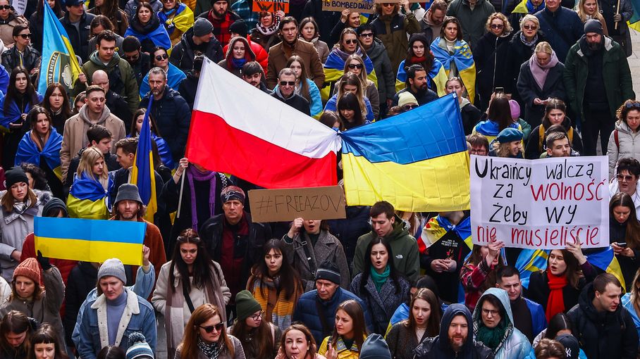 Les réfugiés ukrainiens ont généré 111 milliards de zlotys pour la Pologne en trois ans