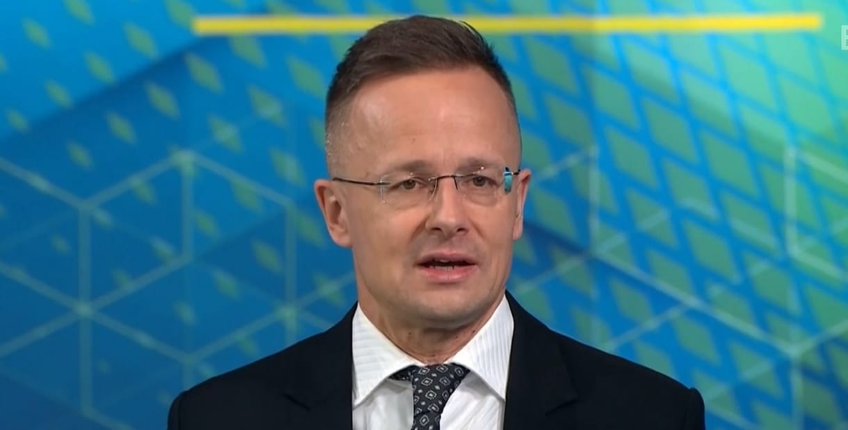 Szijjártó menace de suspendre les livraisons d’électricité à l’Ukraine