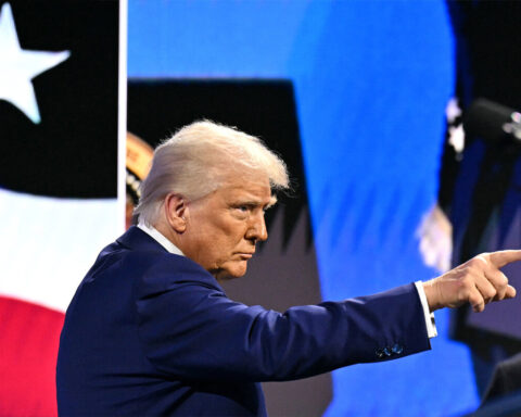 Trump met en avant des sanctions économiques « très sérieuses » contre la Russie