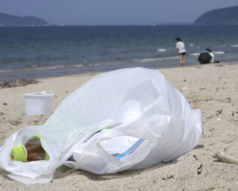 Accord sur la pollution plastique : des négociations ardues à Genève, l'UE en quête de compromis