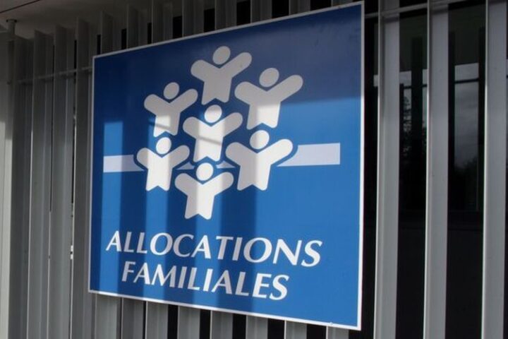 Allocation de rentrée scolaire 2025 : montant, conditions et dates de versement en France
