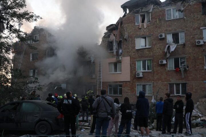 Attaque russe sur Kiev : 14 morts, dont 3 enfants, et de nombreux blessés, l'UE touchée