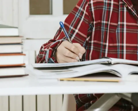 Bac 2026 : les changements majeurs qui impactent les lycéens à la rentrée prochaine.